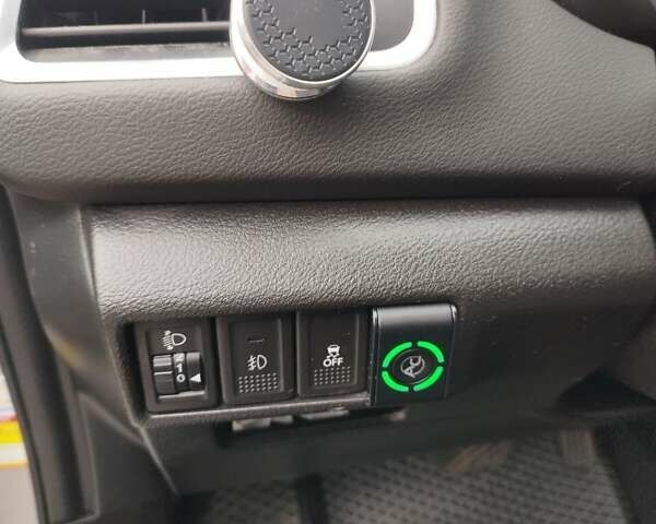 Серый Сузуки СХ4, объемом двигателя 1.59 л и пробегом 117 тыс. км за 15300 $, фото 1 на Automoto.ua