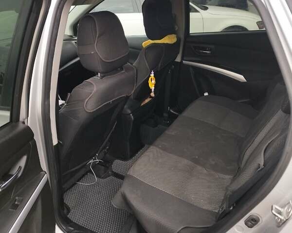 Серый Сузуки СХ4, объемом двигателя 1.59 л и пробегом 117 тыс. км за 15300 $, фото 2 на Automoto.ua