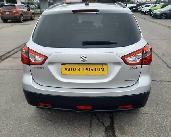 Серый Сузуки СХ4, объемом двигателя 1.59 л и пробегом 168 тыс. км за 16500 $, фото 5 на Automoto.ua