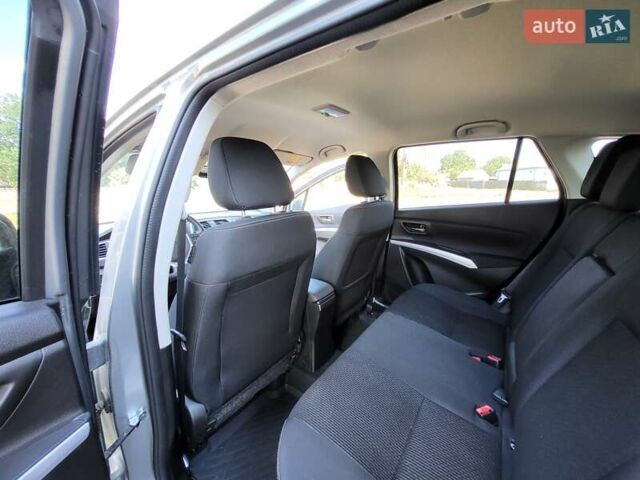 Серый Сузуки СХ4, объемом двигателя 1.59 л и пробегом 6 тыс. км за 22000 $, фото 5 на Automoto.ua