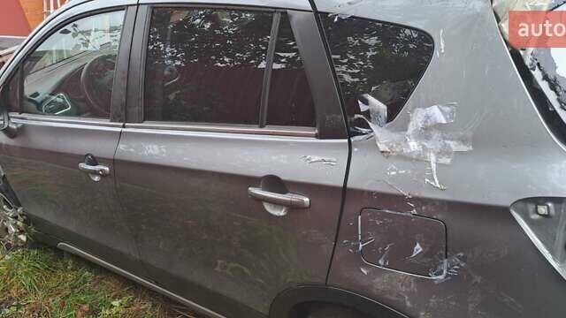 Сірий Сузукі СХ4, об'ємом двигуна 1.59 л та пробігом 67 тис. км за 6800 $, фото 5 на Automoto.ua