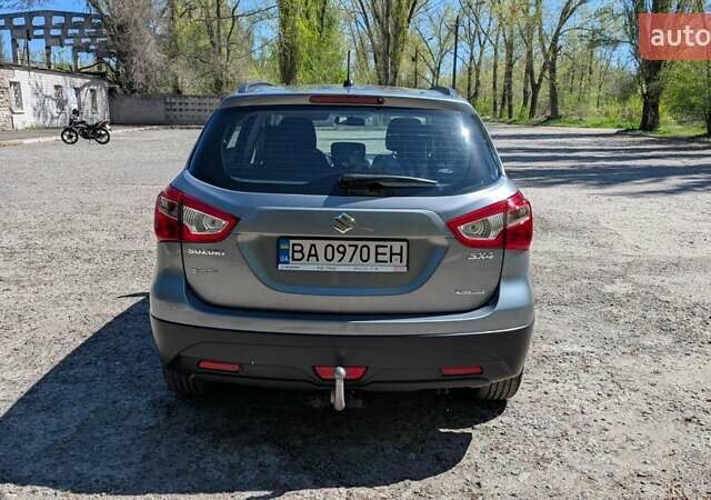 Серый Сузуки СХ4, объемом двигателя 1.59 л и пробегом 39 тыс. км за 17800 $, фото 5 на Automoto.ua