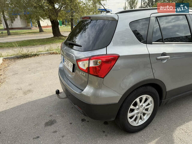Серый Сузуки СХ4, объемом двигателя 1.59 л и пробегом 65 тыс. км за 18500 $, фото 4 на Automoto.ua