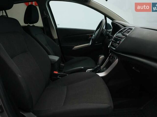 Сірий Сузукі СХ4, об'ємом двигуна 1.59 л та пробігом 48 тис. км за 18220 $, фото 8 на Automoto.ua