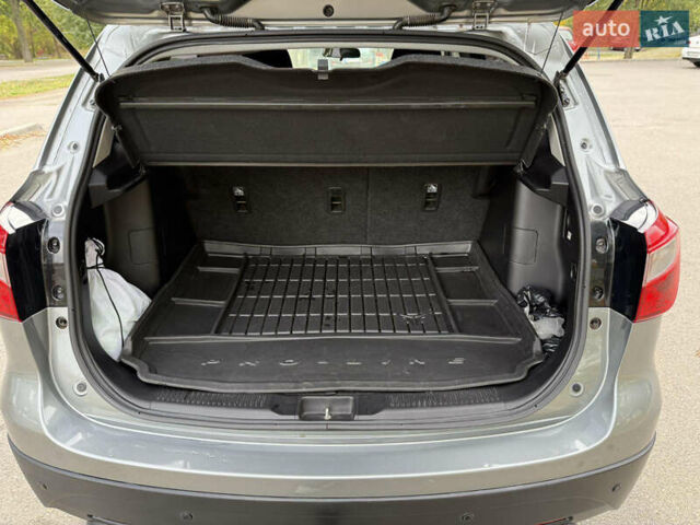 Серый Сузуки СХ4, объемом двигателя 1.59 л и пробегом 65 тыс. км за 18500 $, фото 13 на Automoto.ua