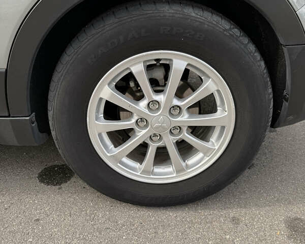 Серый Сузуки СХ4, объемом двигателя 1.59 л и пробегом 65 тыс. км за 18500 $, фото 7 на Automoto.ua