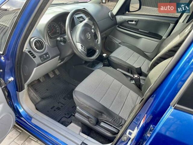 Сузуки СХ4 2007 в Ровно на Automoto.ua Синий Сузуки СХ4, объемом двигателя 1.6 л и пробегом 180 тыс. км за 6000 $, фото 10 на Automoto.ua