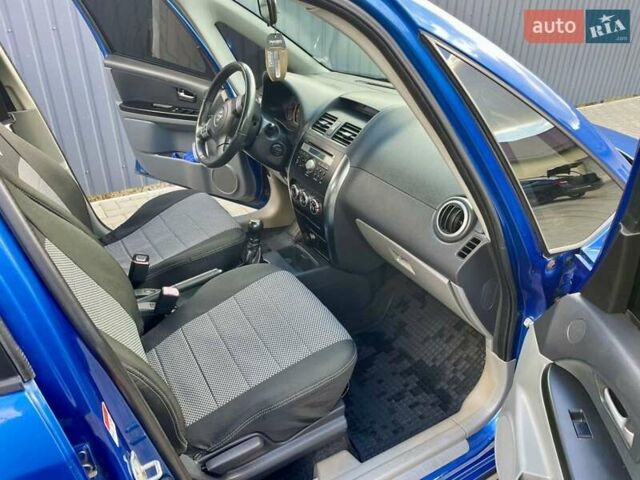 Сузуки СХ4 2007 в Ровно на Automoto.ua Синий Сузуки СХ4, объемом двигателя 1.6 л и пробегом 180 тыс. км за 6000 $, фото 12 на Automoto.ua