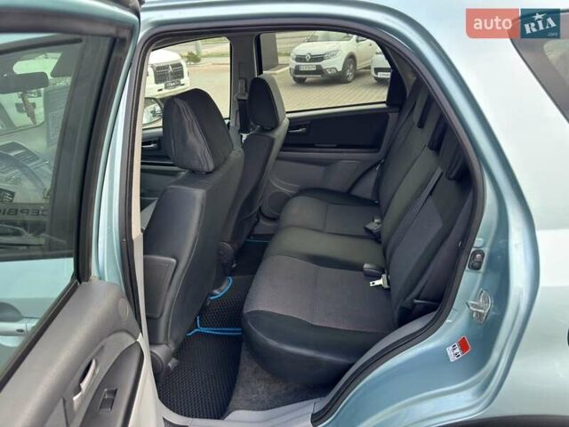 Сузуки СХ4 2007 в Хмельницком на Automoto.ua Синий Сузуки СХ4, объемом двигателя 1.6 л и пробегом 249 тыс. км за 5999 $, фото 6 на Automoto.ua