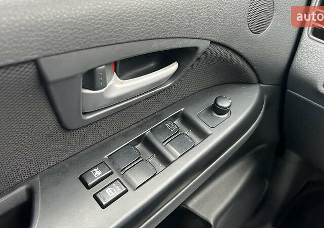 Синій Сузукі СХ4, об'ємом двигуна 2 л та пробігом 192 тис. км за 6999 $, фото 21 на Automoto.ua