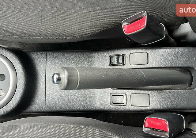 Синій Сузукі СХ4, об'ємом двигуна 2 л та пробігом 192 тис. км за 6999 $, фото 17 на Automoto.ua