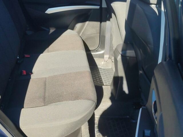 Синій Сузукі СХ4, об'ємом двигуна 1.6 л та пробігом 85 тис. км за 388 $, фото 5 на Automoto.ua