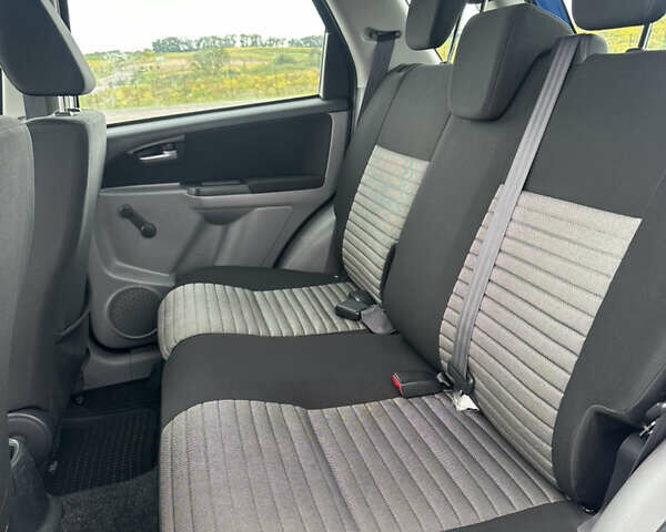 Синий Сузуки СХ4, объемом двигателя 1.6 л и пробегом 158 тыс. км за 7800 $, фото 14 на Automoto.ua