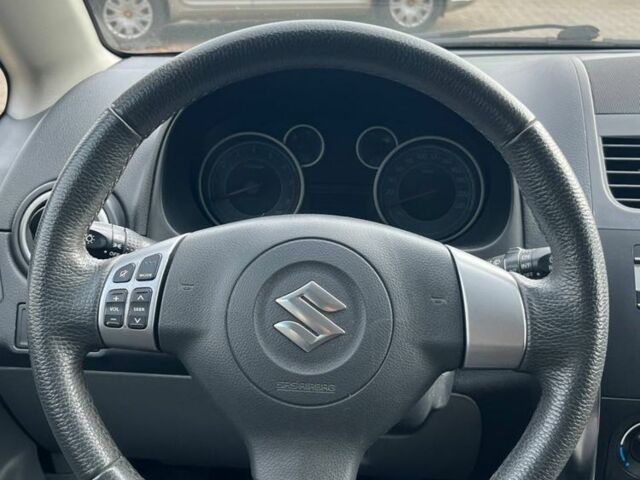 Синий Сузуки СХ4, объемом двигателя 1.6 л и пробегом 138 тыс. км за 9300 $, фото 8 на Automoto.ua