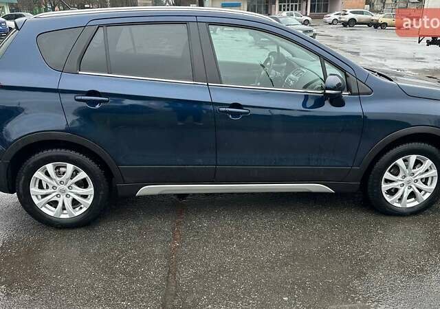 Синий Сузуки СХ4, объемом двигателя 1.59 л и пробегом 80 тыс. км за 18000 $, фото 5 на Automoto.ua