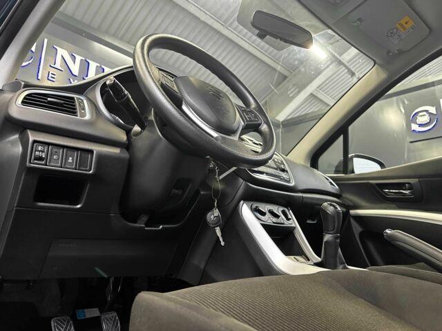 Синий Сузуки СХ4, объемом двигателя 1.6 л и пробегом 66 тыс. км за 14000 $, фото 10 на Automoto.ua