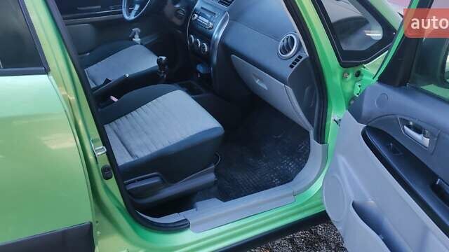 Зеленый Сузуки СХ4, объемом двигателя 1.59 л и пробегом 275 тыс. км за 4800 $, фото 15 на Automoto.ua