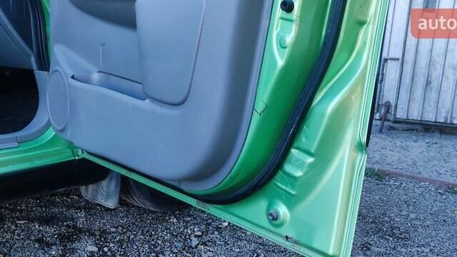 Зеленый Сузуки СХ4, объемом двигателя 1.59 л и пробегом 275 тыс. км за 4800 $, фото 12 на Automoto.ua