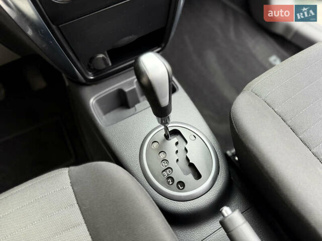 Зеленый Сузуки СХ4, объемом двигателя 1.6 л и пробегом 164 тыс. км за 8950 $, фото 10 на Automoto.ua