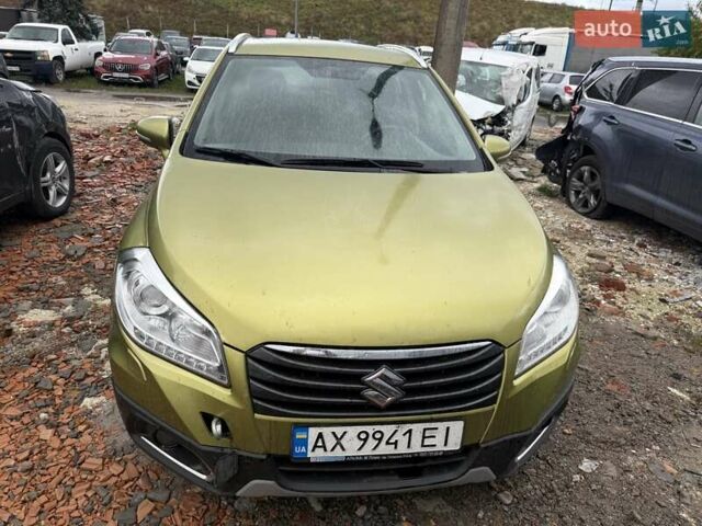 Сузуки СХ4 2015 в Киеве на Automoto.ua Зеленый Сузуки СХ4, объемом двигателя 1.6 л и пробегом 90 тыс. км за 9700 $, фото 7 на Automoto.ua