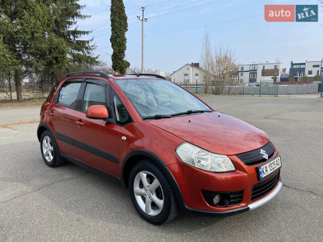 Оранжевый Сузуки СХ4, объемом двигателя 1.6 л и пробегом 215 тыс. км за 7300 $, фото 3 на Automoto.ua