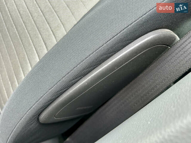 Помаранчевий Сузукі СХ4, об'ємом двигуна 1.6 л та пробігом 240 тис. км за 7500 $, фото 29 на Automoto.ua