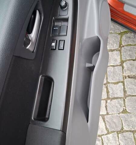 Оранжевый Сузуки СХ4, объемом двигателя 1.6 л и пробегом 85 тыс. км за 11200 $, фото 3 на Automoto.ua