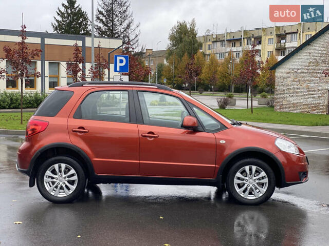 Сузуки СХ4 2012 в Буче на Automoto.ua Оранжевый Сузуки СХ4, объемом двигателя 2 л и пробегом 180 тыс. км за 8700 $, фото 13 на Automoto.ua