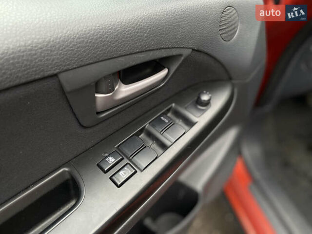 Сузуки СХ4 2012 в Буче на Automoto.ua Оранжевый Сузуки СХ4, объемом двигателя 2 л и пробегом 180 тыс. км за 8700 $, фото 19 на Automoto.ua