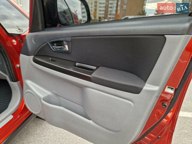 Помаранчевий Сузукі СХ4, об'ємом двигуна 1.6 л та пробігом 88 тис. км за 11200 $, фото 40 на Automoto.ua