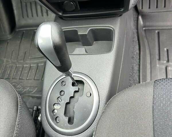 Оранжевый Сузуки СХ4, объемом двигателя 1.59 л и пробегом 136 тыс. км за 9900 $, фото 11 на Automoto.ua