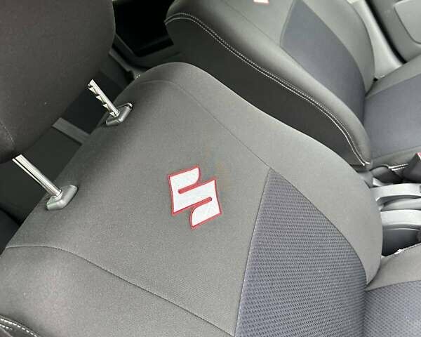 Оранжевый Сузуки СХ4, объемом двигателя 1.59 л и пробегом 136 тыс. км за 9900 $, фото 13 на Automoto.ua