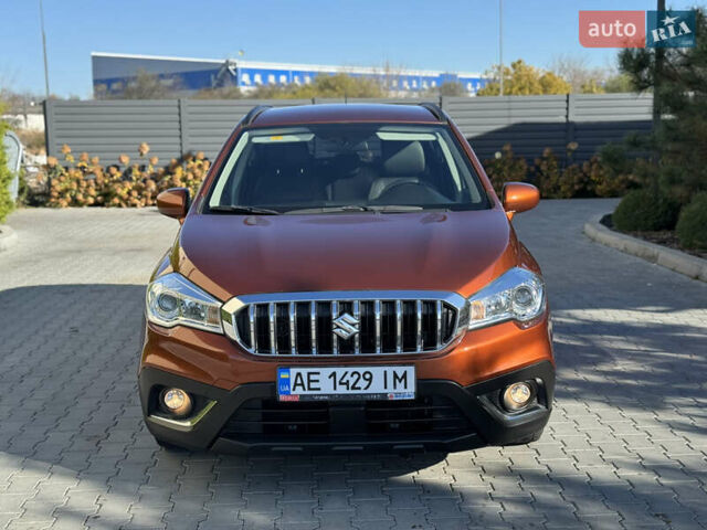 Сузуки СХ4 2017 в Виннице на Automoto.ua Оранжевый Сузуки СХ4, объемом двигателя 1.6 л и пробегом 45 тыс. км за 14750 $, фото 6 на Automoto.ua