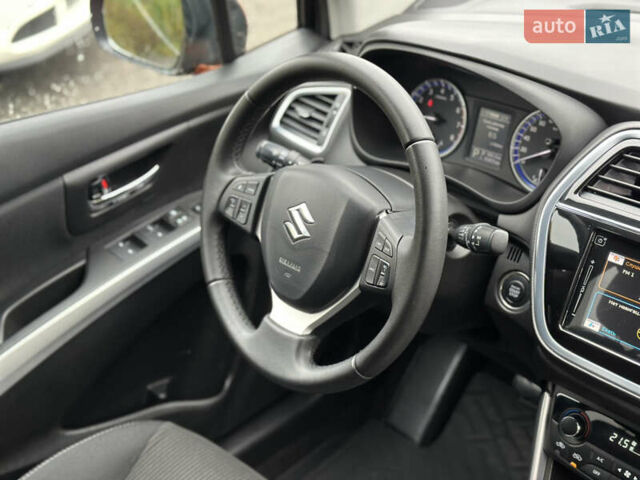 Помаранчевий Сузукі СХ4, об'ємом двигуна 1.37 л та пробігом 62 тис. км за 18900 $, фото 16 на Automoto.ua