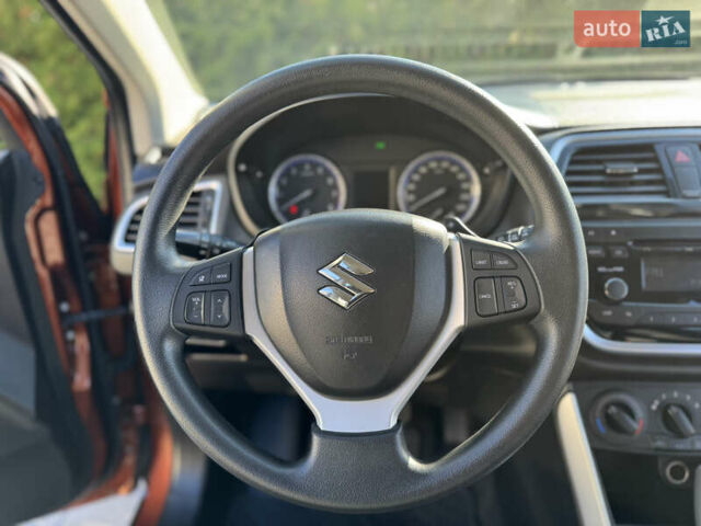 Сузуки СХ4 2017 в Виннице на Automoto.ua Оранжевый Сузуки СХ4, объемом двигателя 1.6 л и пробегом 45 тыс. км за 14750 $, фото 39 на Automoto.ua
