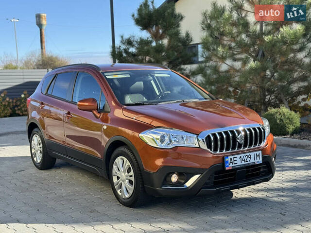Сузуки СХ4 2017 в Виннице на Automoto.ua Оранжевый Сузуки СХ4, объемом двигателя 1.6 л и пробегом 45 тыс. км за 14750 $, фото 8 на Automoto.ua