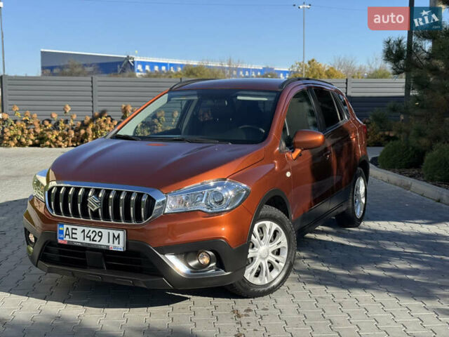 Сузуки СХ4 2017 в Виннице на Automoto.ua Оранжевый Сузуки СХ4, объемом двигателя 1.6 л и пробегом 45 тыс. км за 14750 $, фото 19 на Automoto.ua