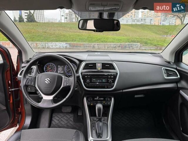 Оранжевый Сузуки СХ4, объемом двигателя 1.59 л и пробегом 54 тыс. км за 16400 $, фото 15 на Automoto.ua