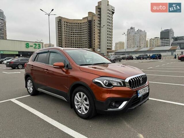 Оранжевый Сузуки СХ4, объемом двигателя 1.59 л и пробегом 54 тыс. км за 16400 $, фото 6 на Automoto.ua