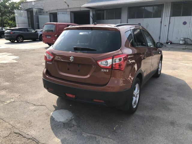 Оранжевый Сузуки СХ4, объемом двигателя 1.6 л и пробегом 102 тыс. км за 6500 $, фото 5 на Automoto.ua