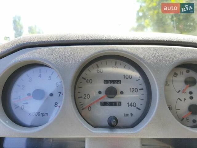 Белый Сузуки Самурай, объемом двигателя 1.3 л и пробегом 95 тыс. км за 7500 $, фото 1 на Automoto.ua