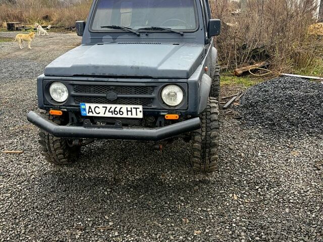 Синий Сузуки Самурай, объемом двигателя 1.3 л и пробегом 0 тыс. км за 6000 $, фото 1 на Automoto.ua