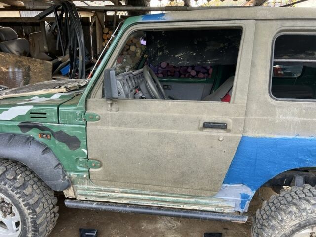 Зеленый Сузуки Самурай, объемом двигателя 1.3 л и пробегом 200 тыс. км за 5500 $, фото 7 на Automoto.ua