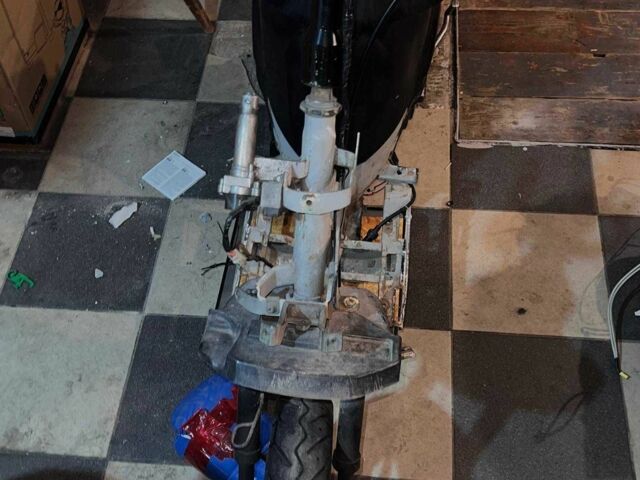 Сузуки Сепия, объемом двигателя 49 л и пробегом 0 тыс. км за 119 $, фото 4 на Automoto.ua