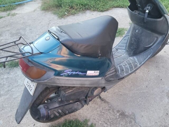 Сузуки Сепия, объемом двигателя 50 л и пробегом 0 тыс. км за 9000 $, фото 2 на Automoto.ua