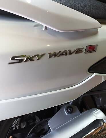 Білий Сузукі Скайвейв, об'ємом двигуна 0.25 л та пробігом 31 тис. км за 2300 $, фото 9 на Automoto.ua