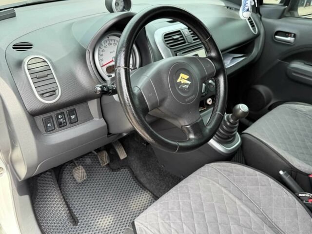 Белый Сузуки Сплеш, объемом двигателя 1.2 л и пробегом 145 тыс. км за 4999 $, фото 13 на Automoto.ua