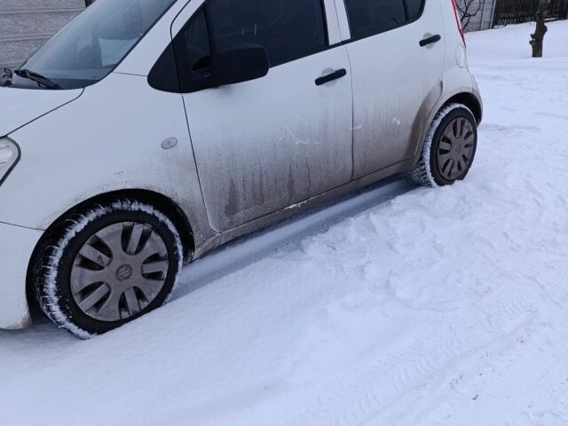 Білий Сузукі Сплеш, об'ємом двигуна 1 л та пробігом 123 тис. км за 3999 $, фото 6 на Automoto.ua