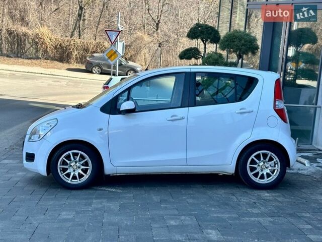Белый Сузуки Сплеш, объемом двигателя 1.24 л и пробегом 74 тыс. км за 8000 $, фото 2 на Automoto.ua