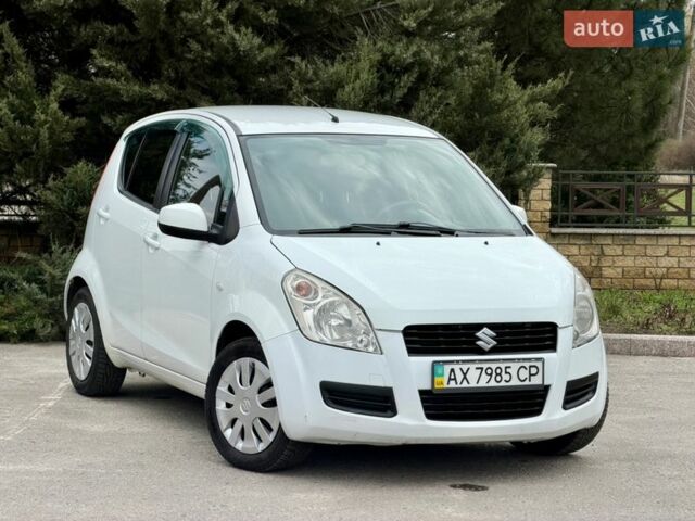 Білий Сузукі Сплеш, об'ємом двигуна 1.25 л та пробігом 135 тис. км за 6900 $, фото 2 на Automoto.ua